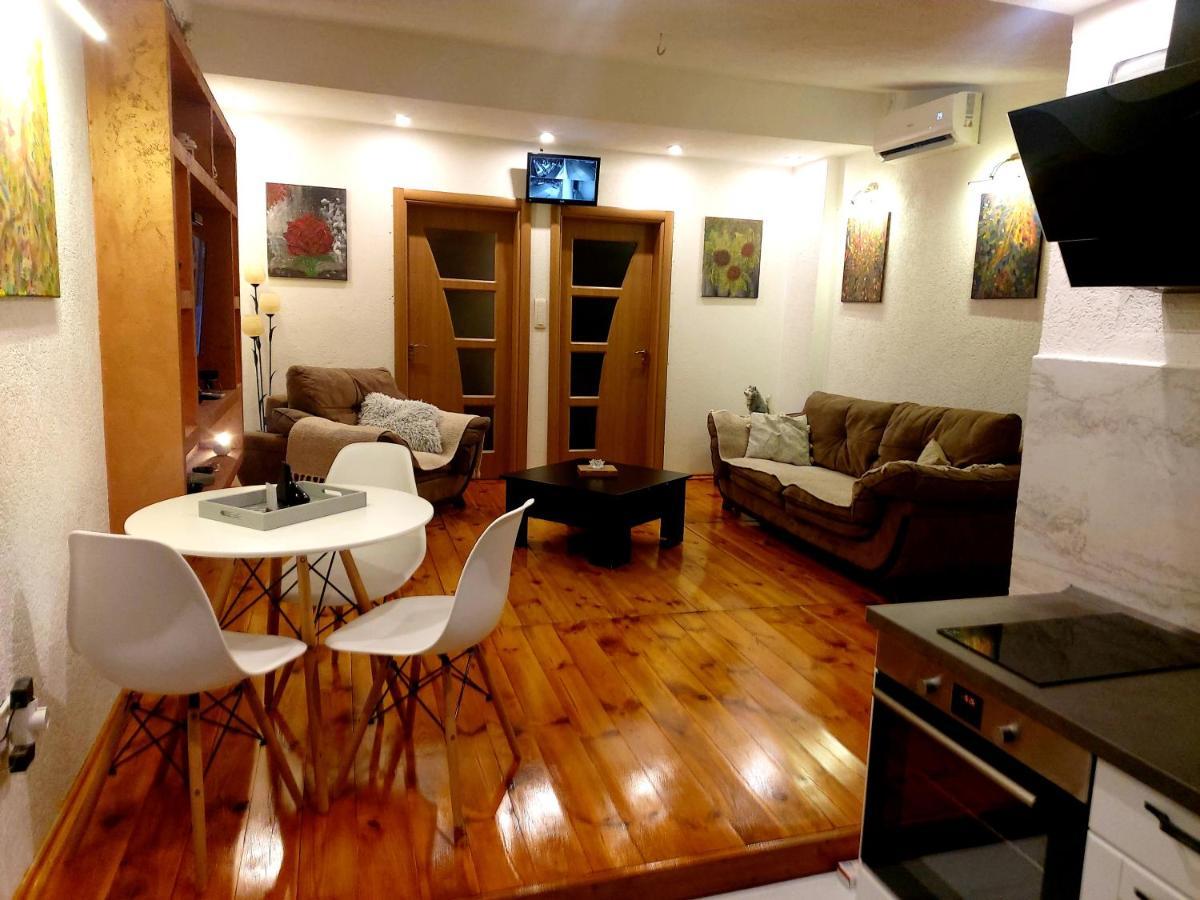 Apartmani Vuk Cetinje Esterno foto
