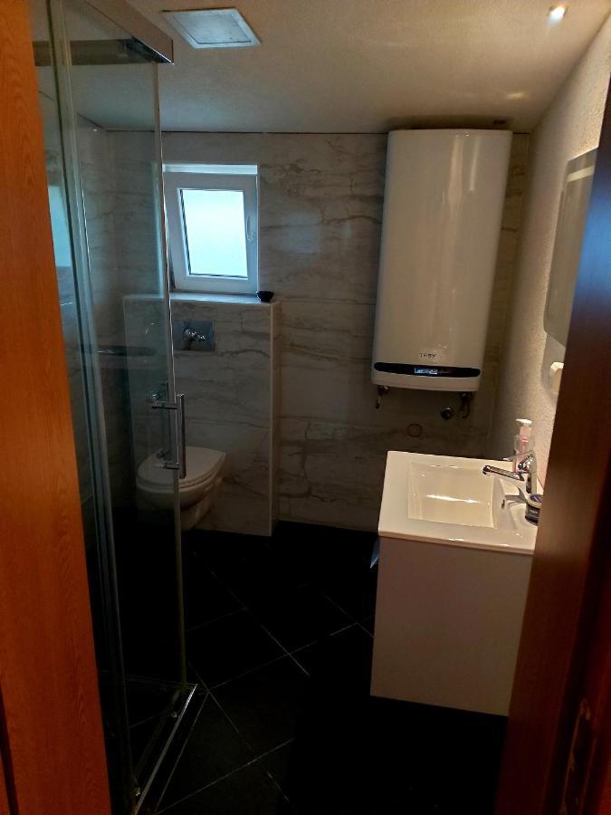 Apartmani Vuk Cetinje Esterno foto